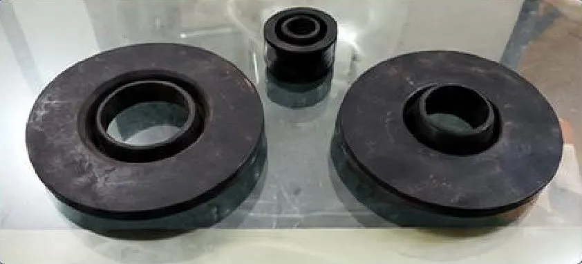 Black rubber packing collars in 18, 25 and 38 mm sizes